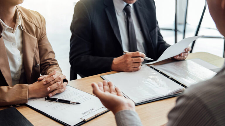 The-Pros-and-Cons-of-Hiring-Temporary-to-Permanent-Employees